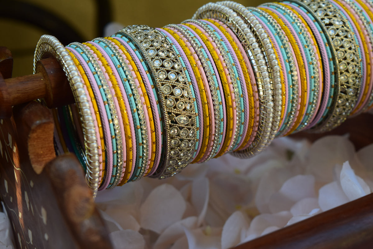 Multi colored Bangle Set