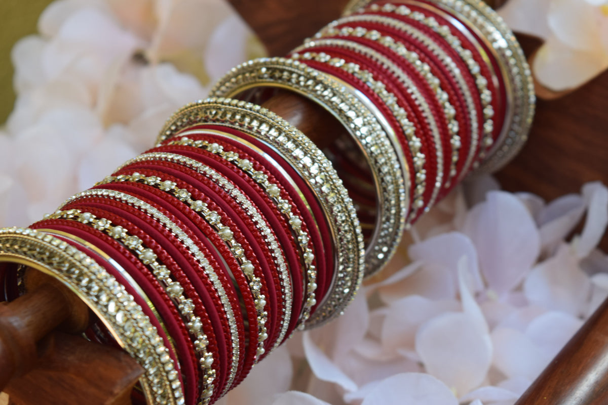 Red Bangle Set
