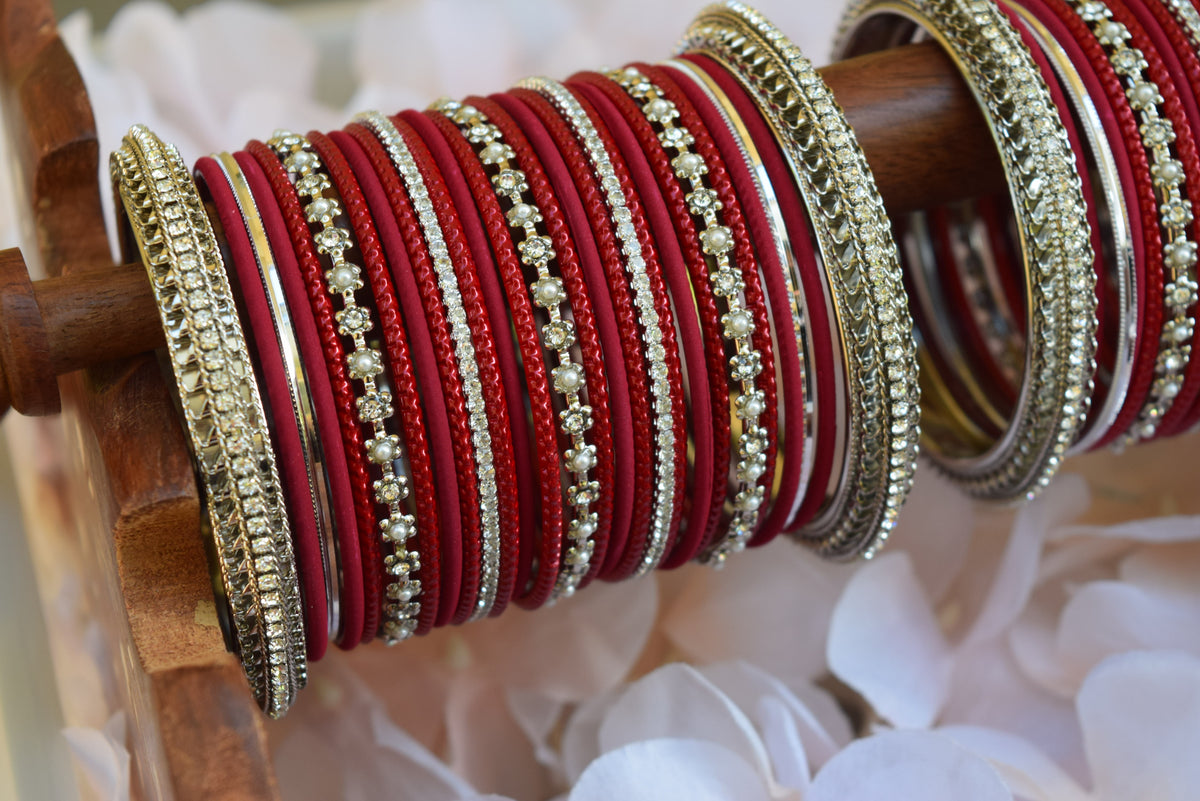 Red Bangle Set
