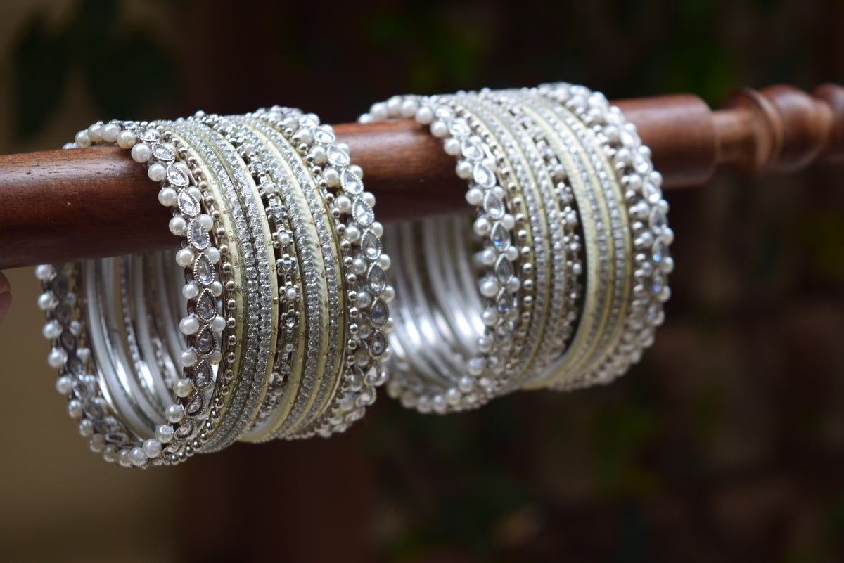 Light Green Bangle Set