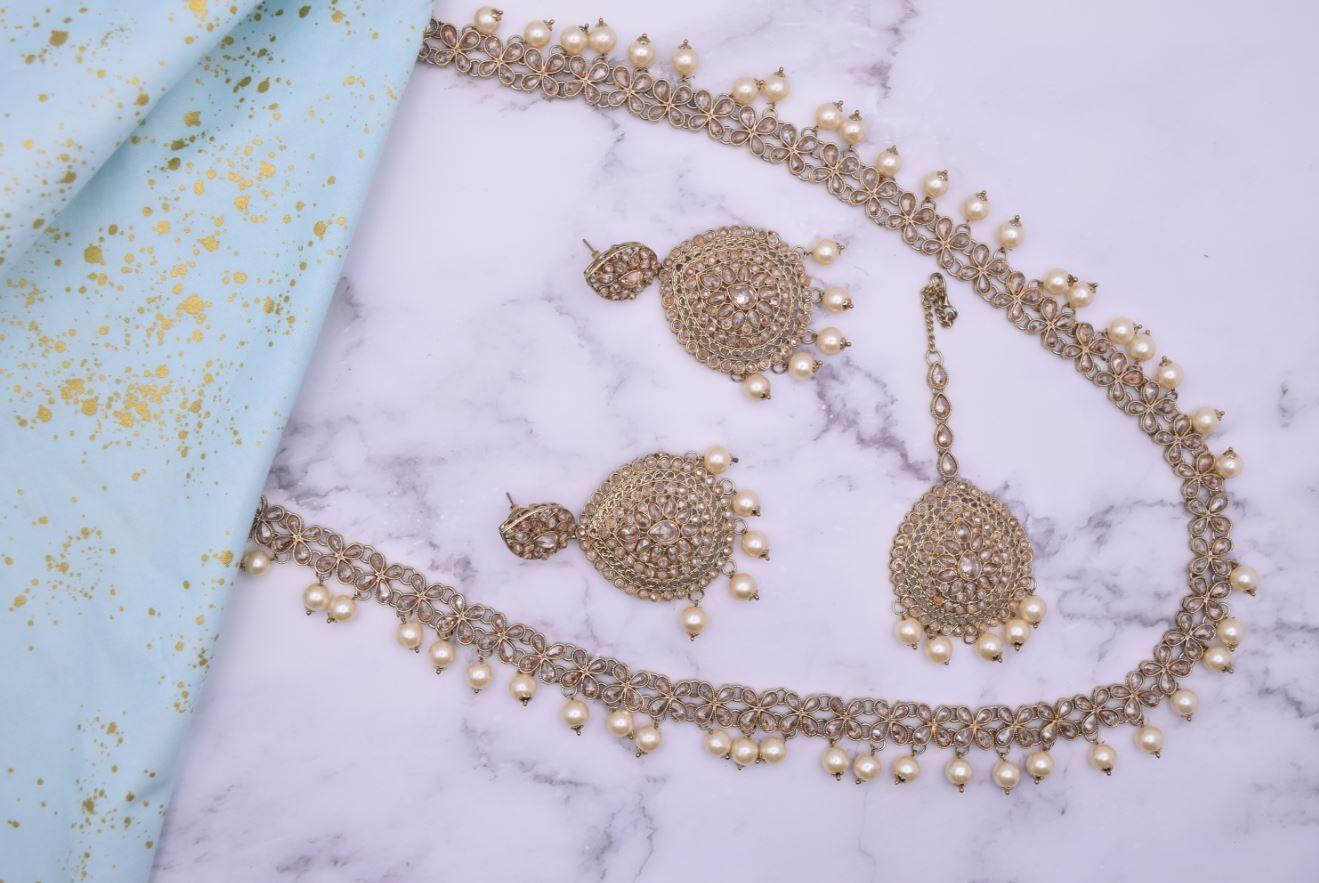 Manyata Long Polki Necklace Set - Choodiyan