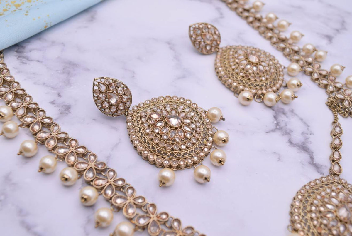 Manyata Long Polki Necklace Set - Choodiyan