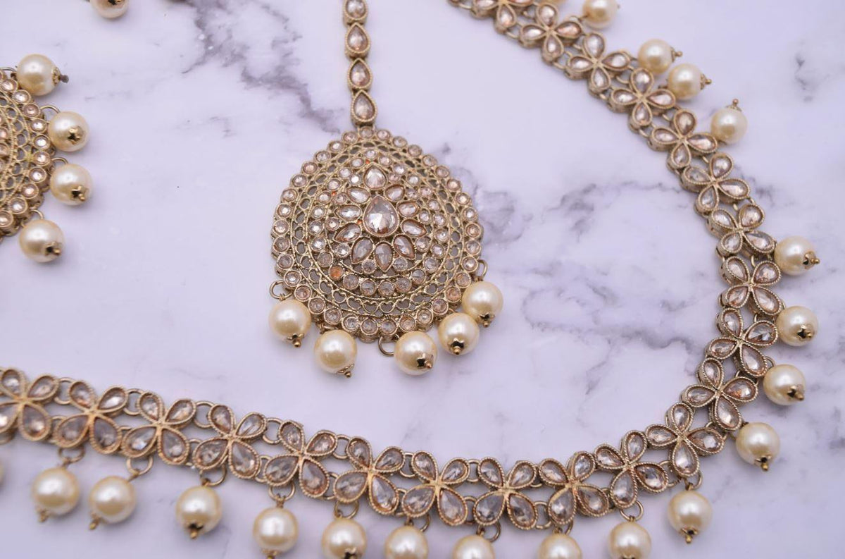 Manyata Long Polki Necklace Set - Choodiyan