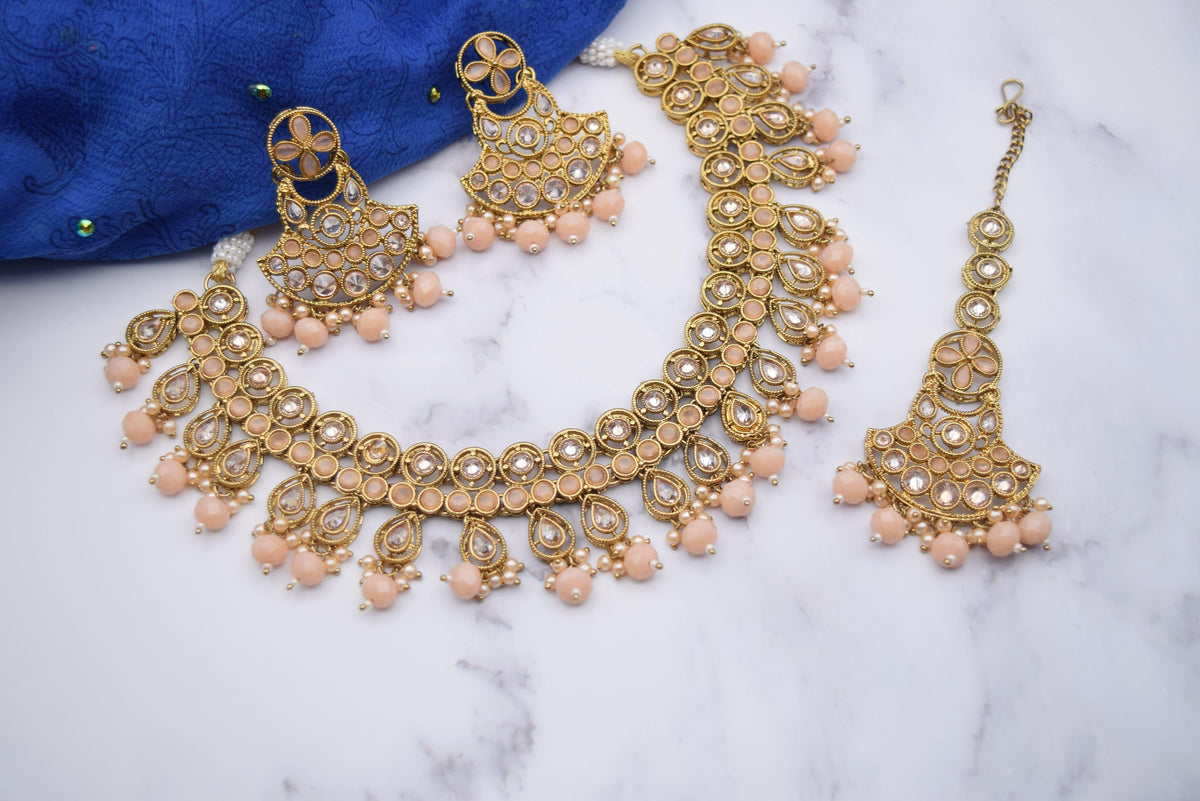 Nyra - Necklace Set - Choodiyan