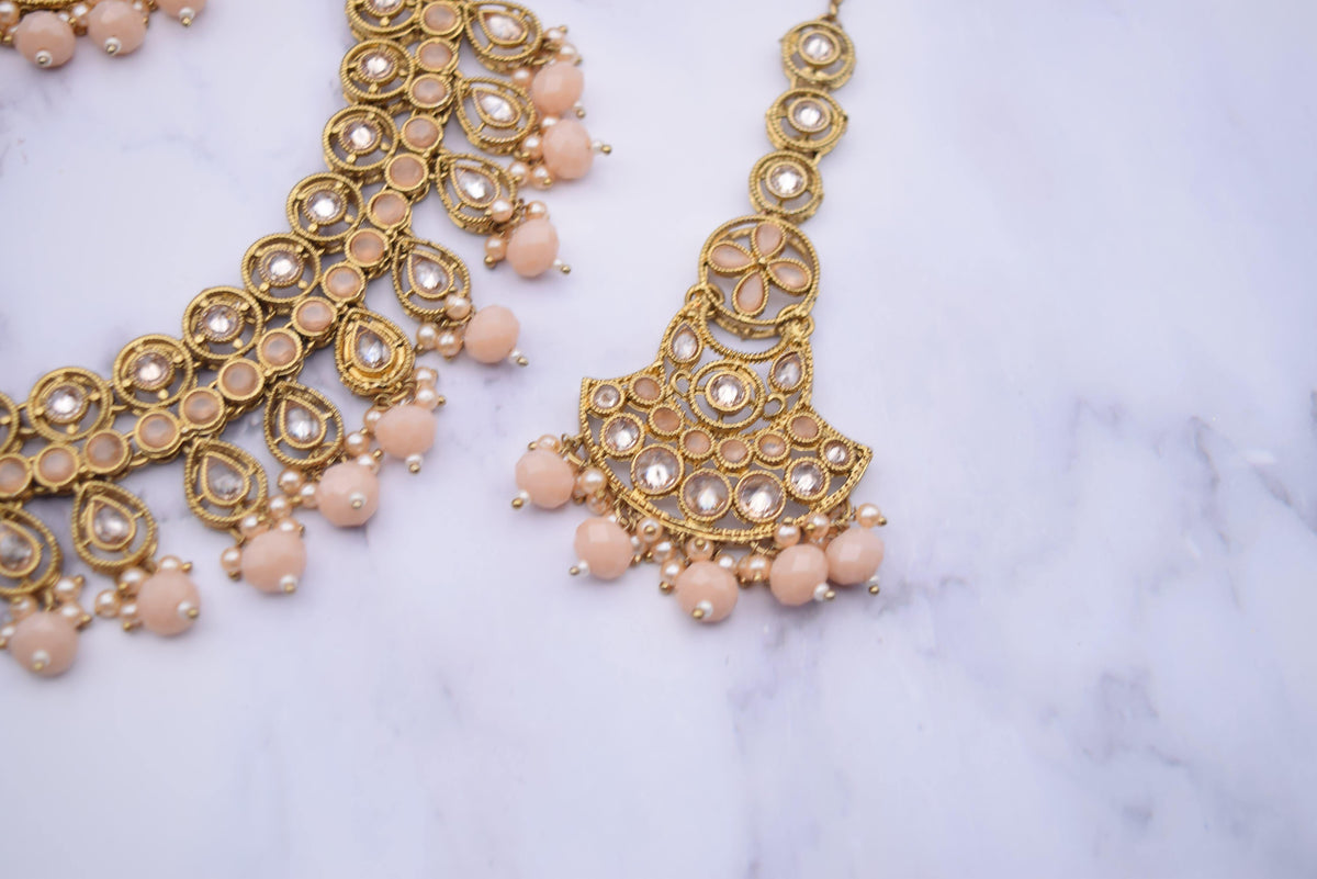 Nyra - Necklace Set - Choodiyan