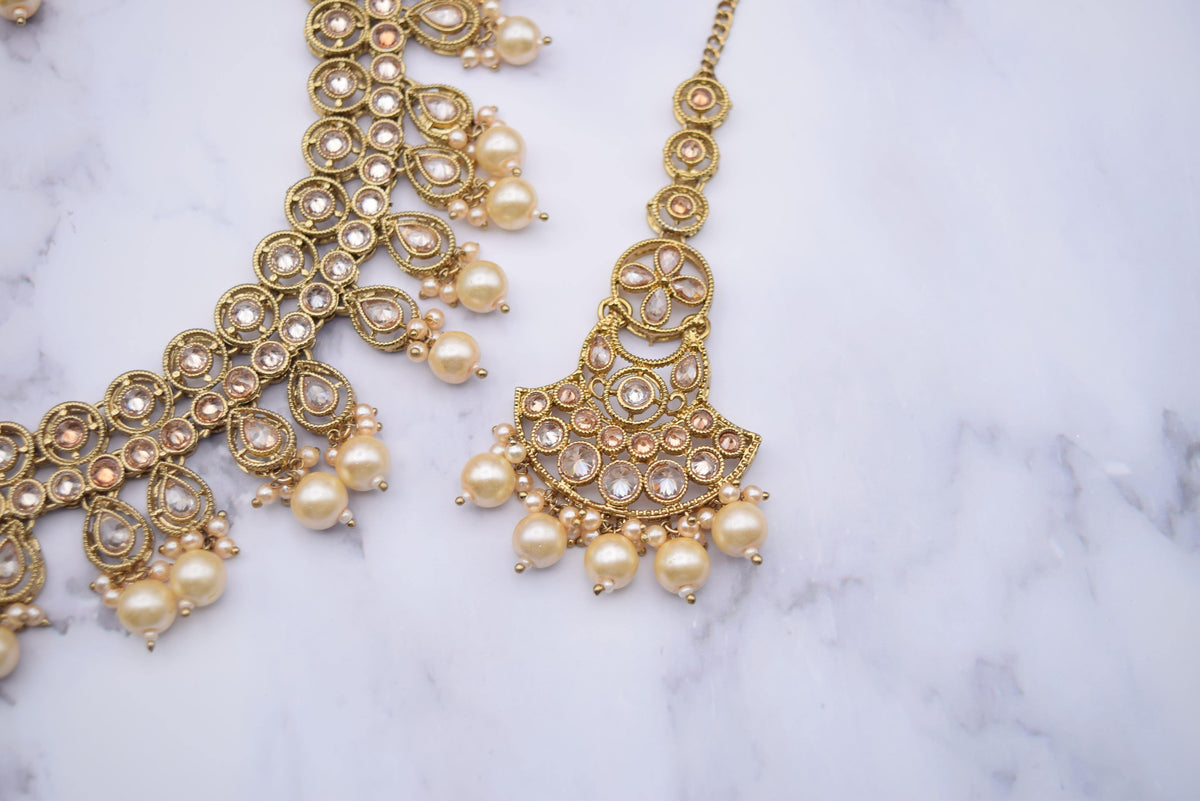 Nyra - Necklace Set - Choodiyan