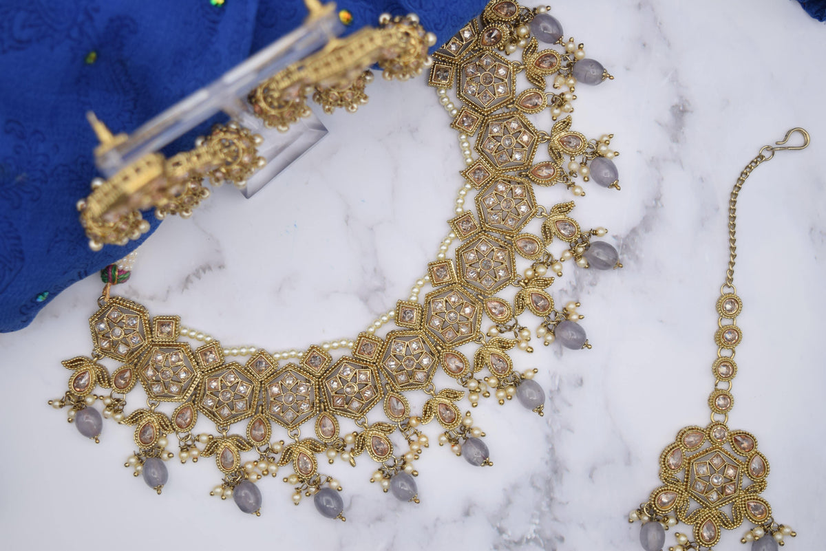 Aarushi - Necklace Set - Choodiyan