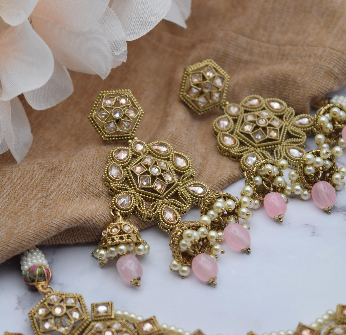 Aarushi - Necklace Set - Choodiyan