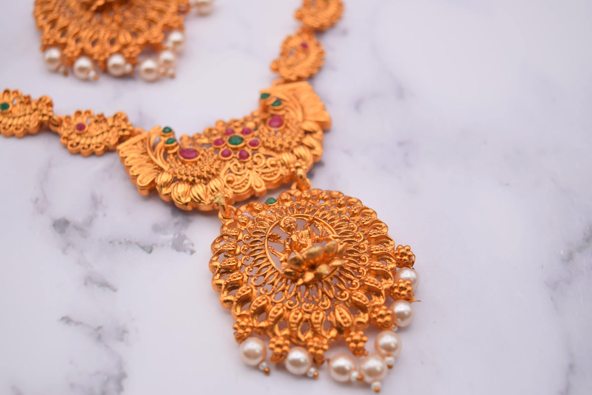 Saira - Necklace Set - Choodiyan
