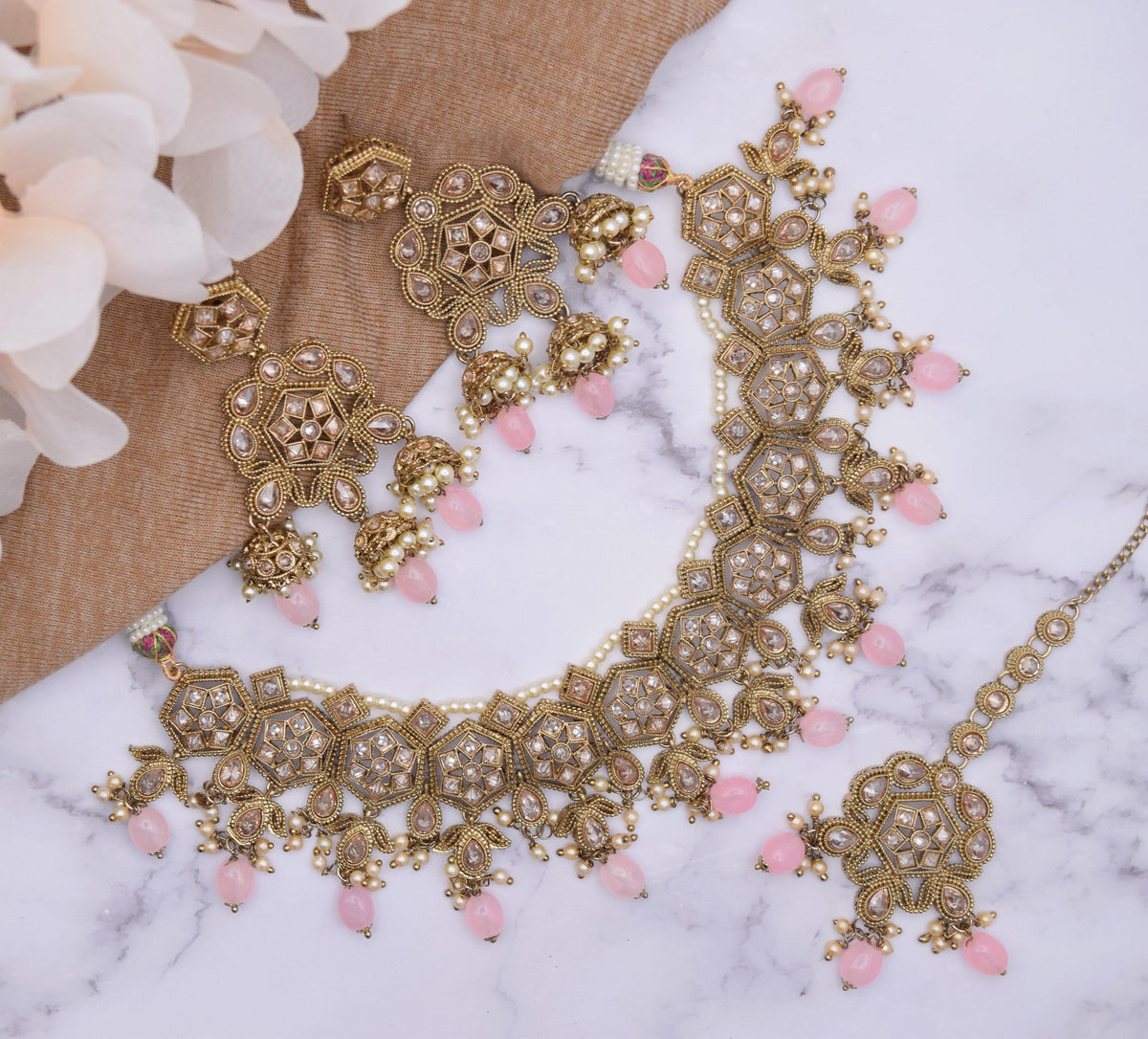 Aarushi - Necklace Set - Choodiyan