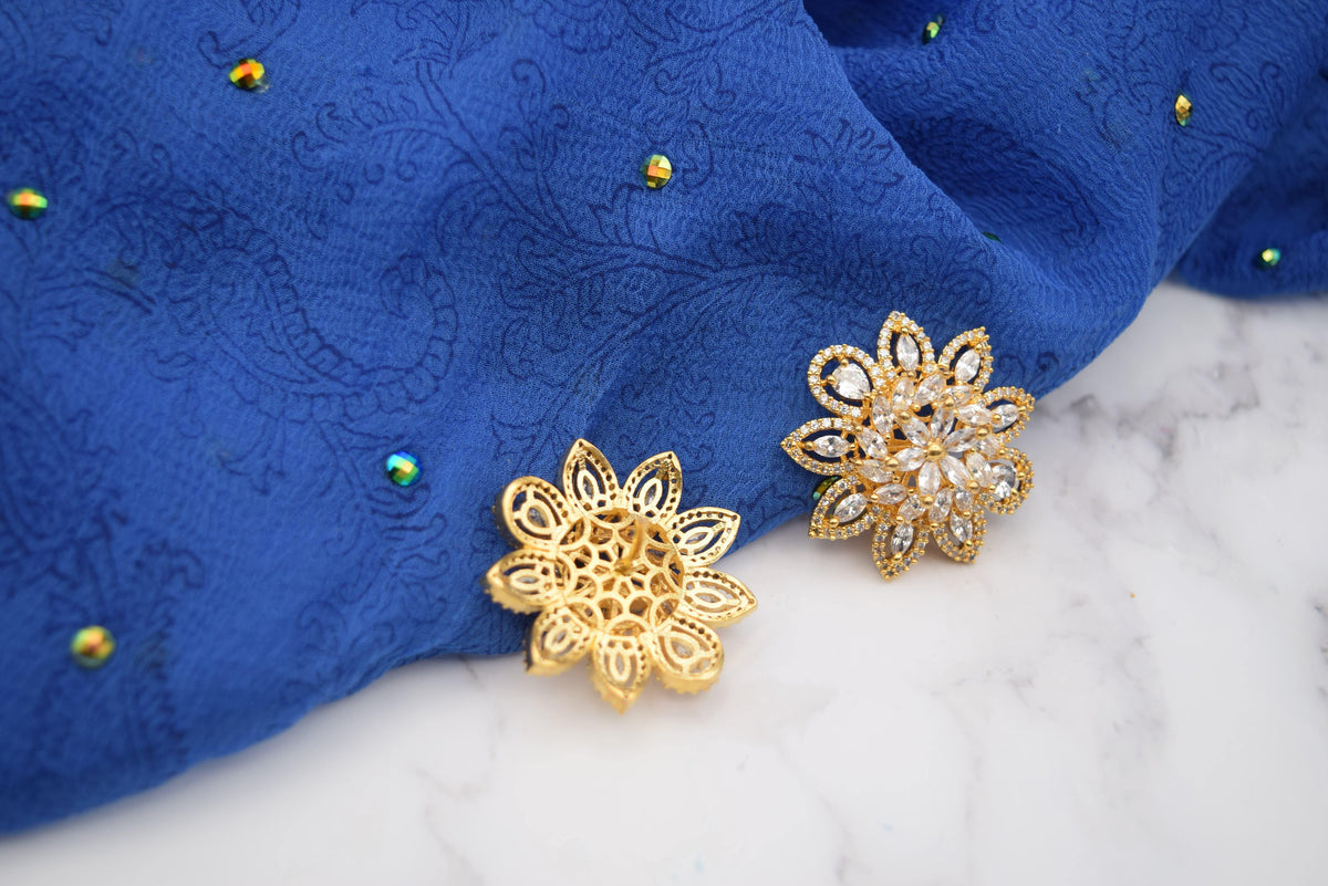 2 - Studs - Choodiyan