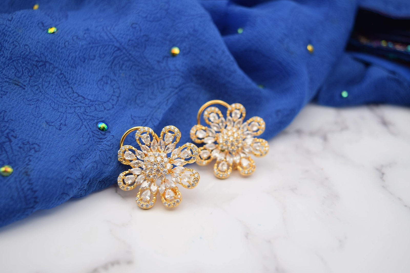 3 - Studs - Choodiyan