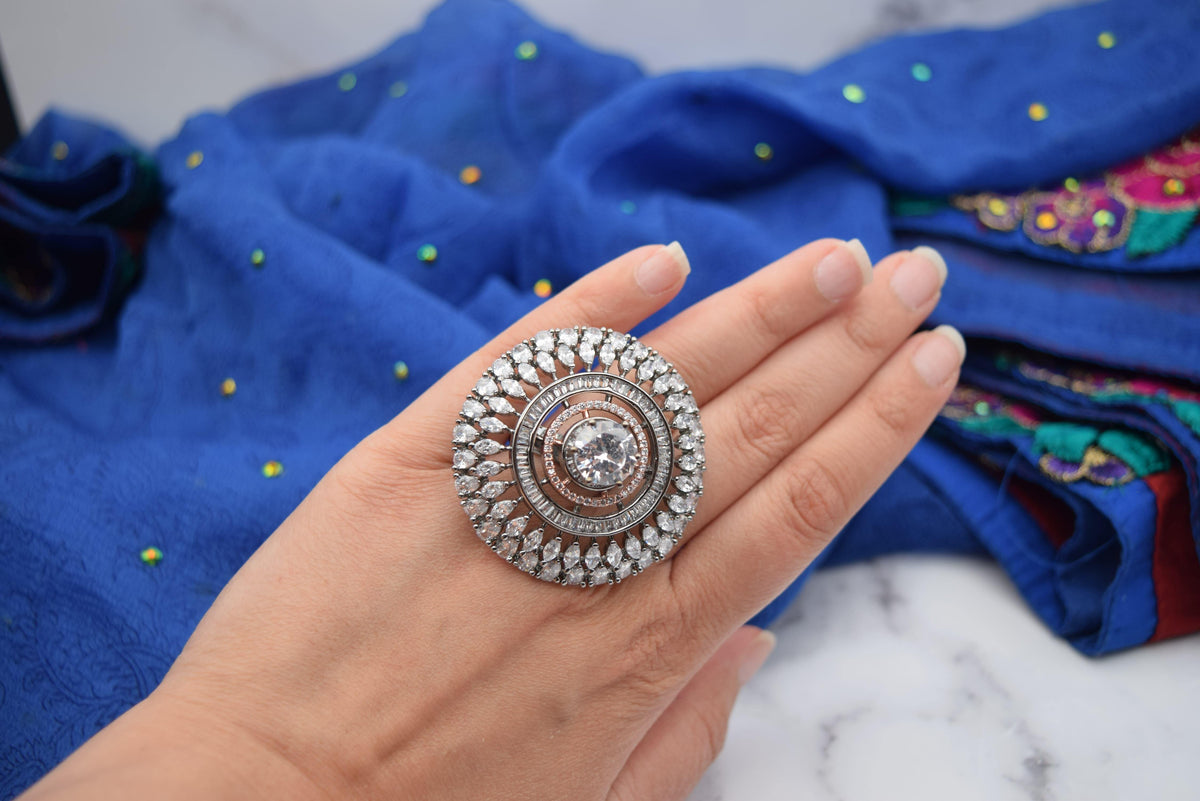 Alisha - Adjustable Ring - Choodiyan