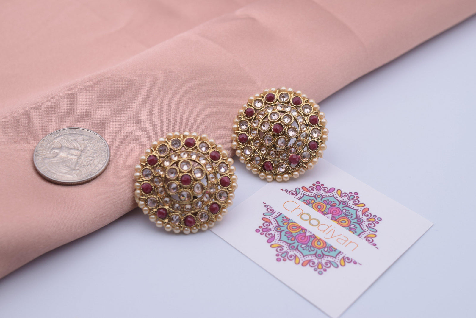 Meena - Studs - Choodiyan