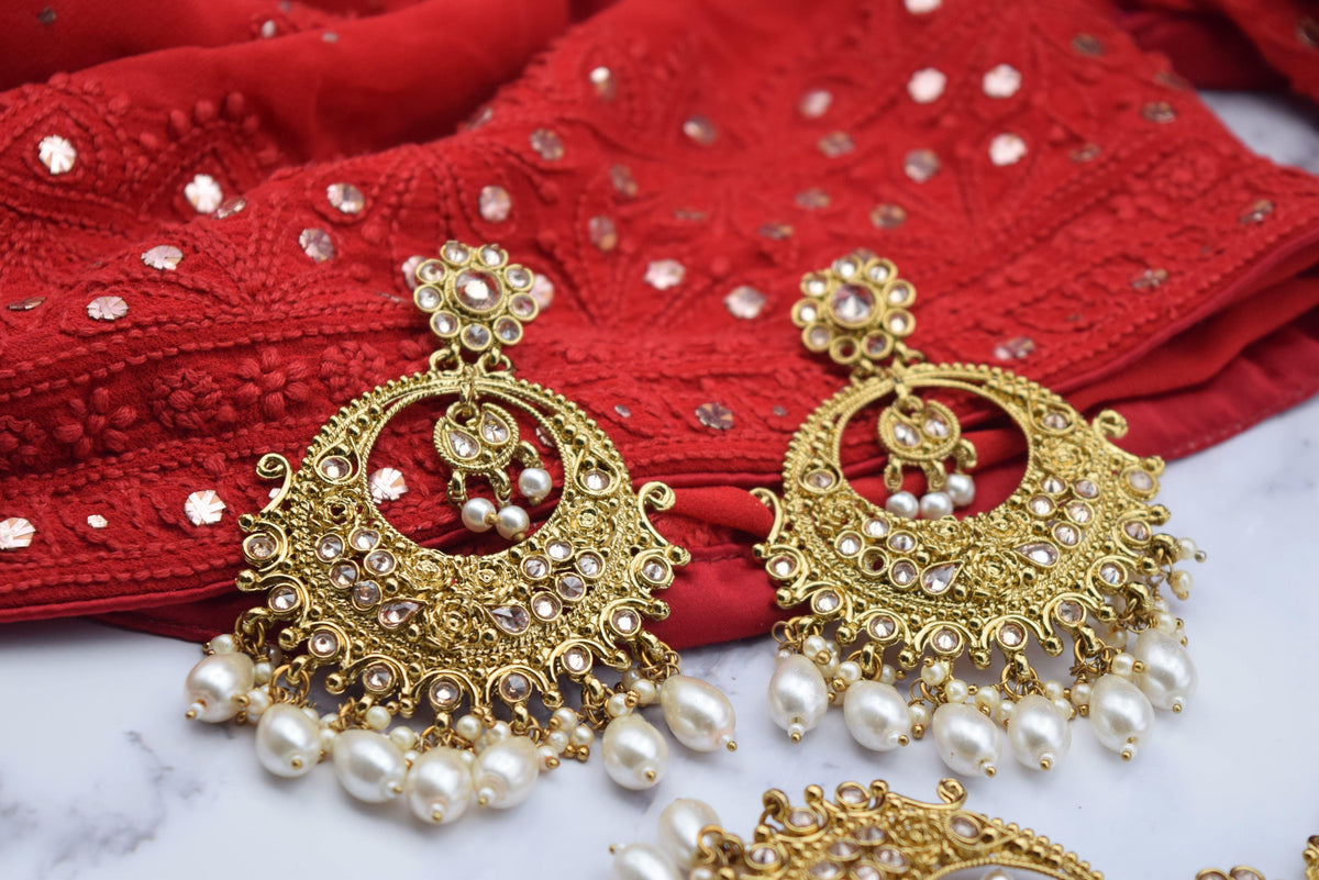 Rashmi - Oversized Earring and Tika Set - Additional colors available - Choodiyan