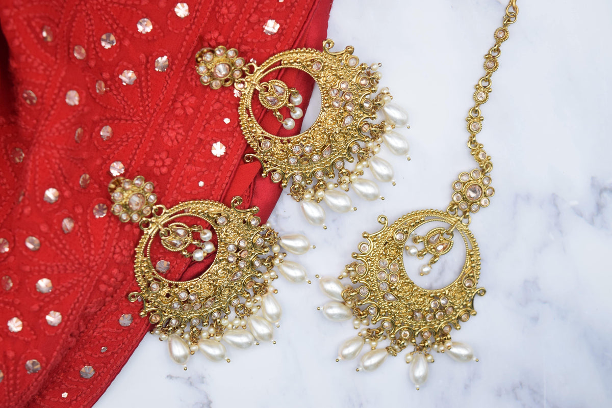 Rashmi - Oversized Earring and Tika Set - Additional colors available - Choodiyan
