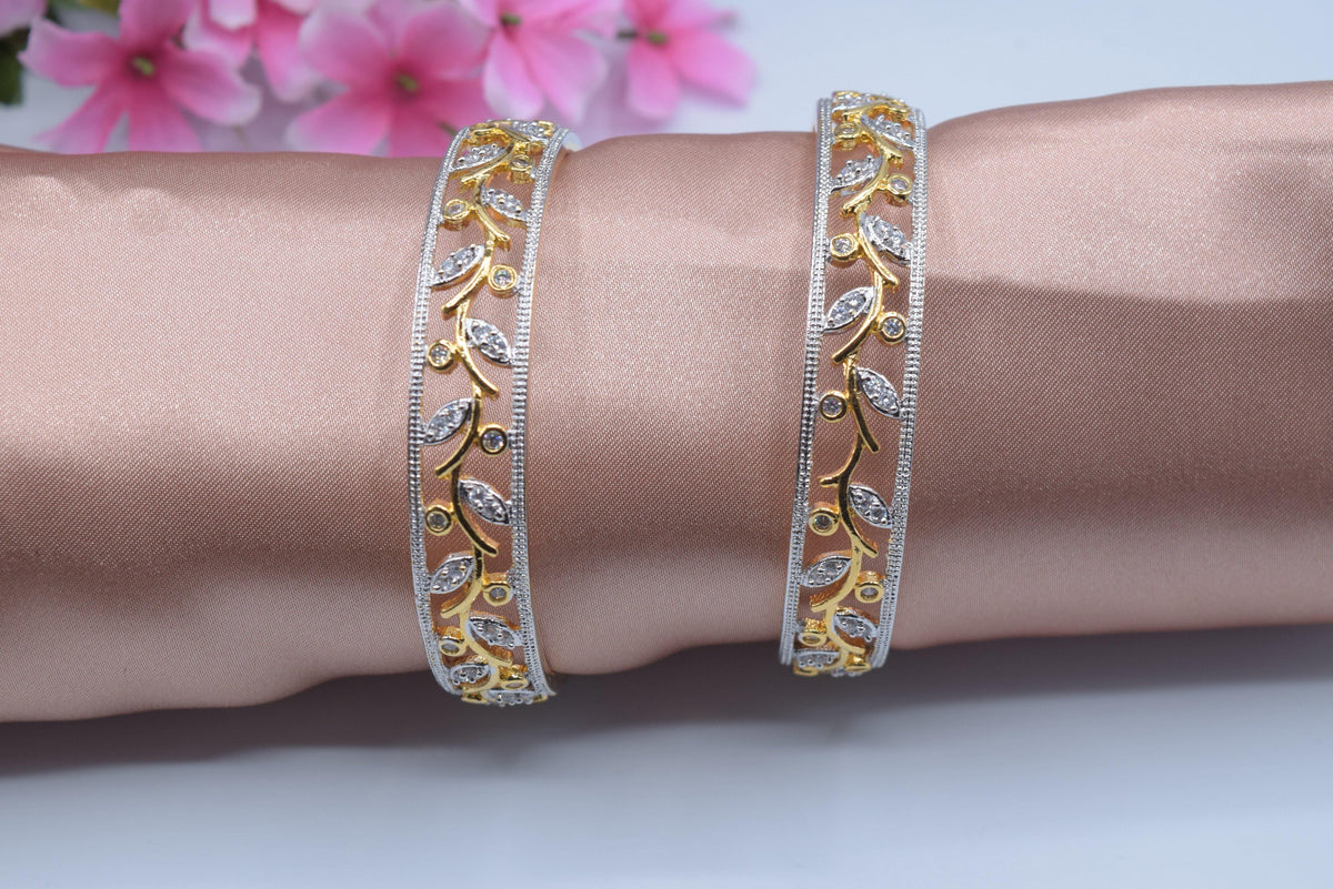 Sarah Bangles - Choodiyan