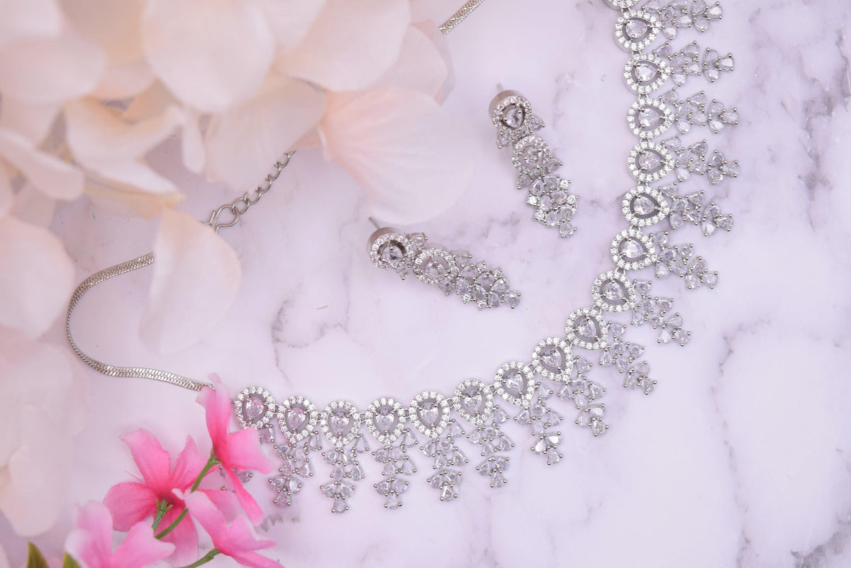 Kaira - Necklace Set - Choodiyan