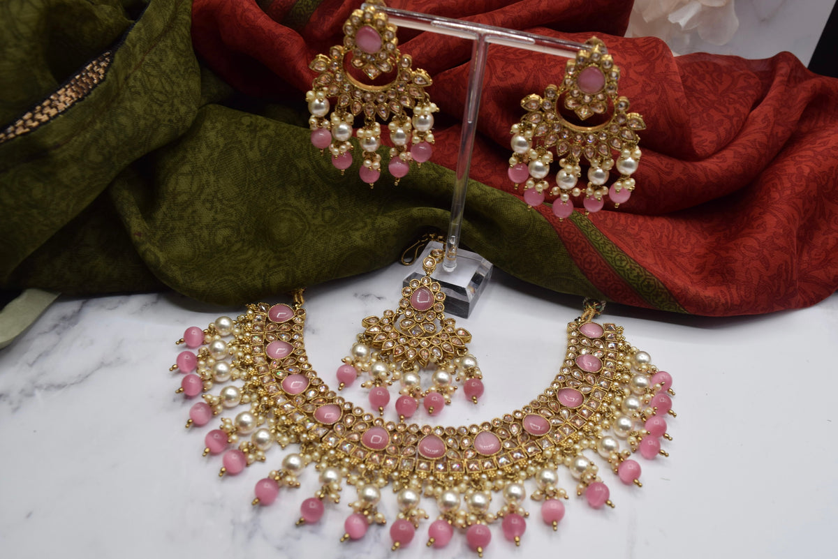 Manvi- Polki Necklace Set