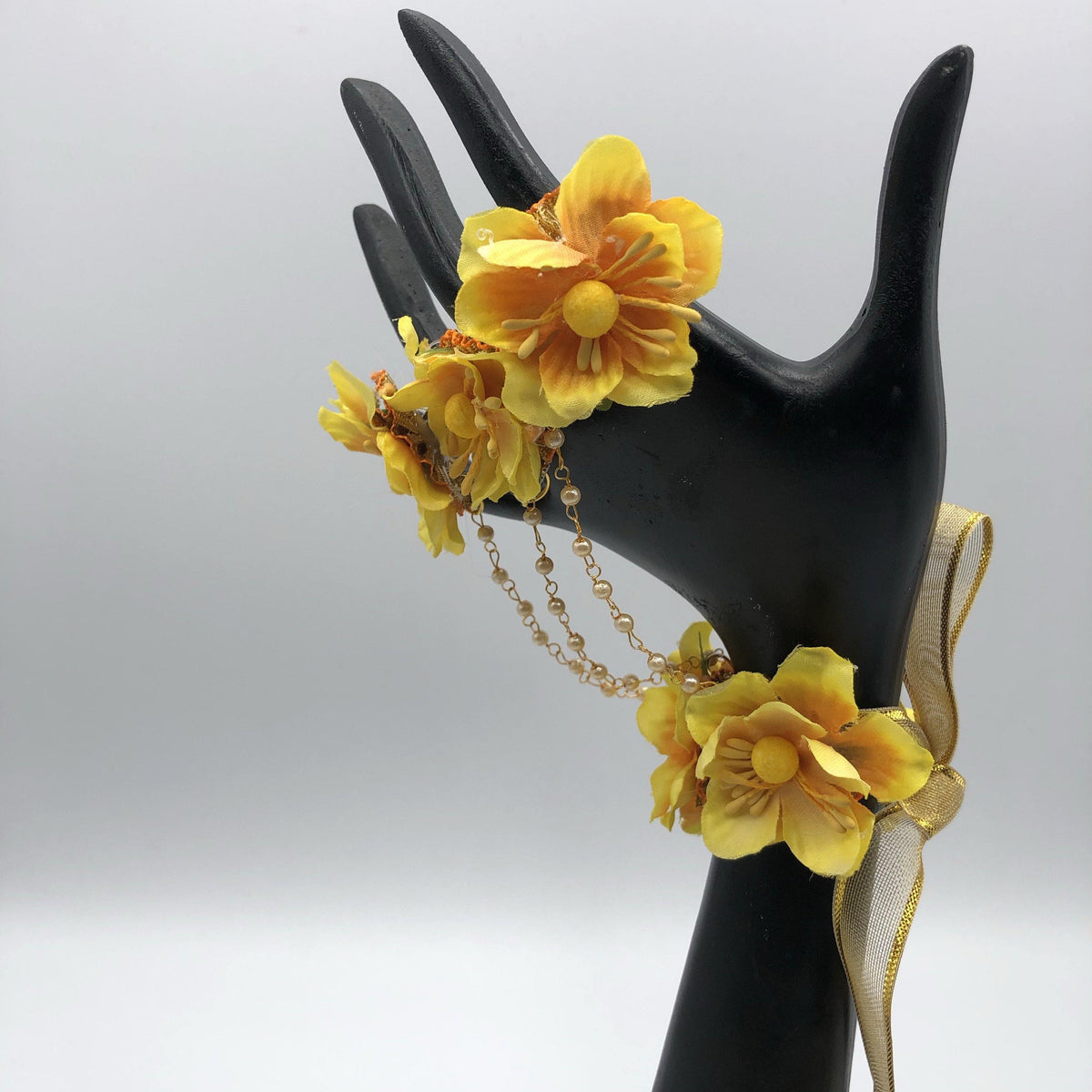 Sapna - Floral Jewelry - Choodiyan