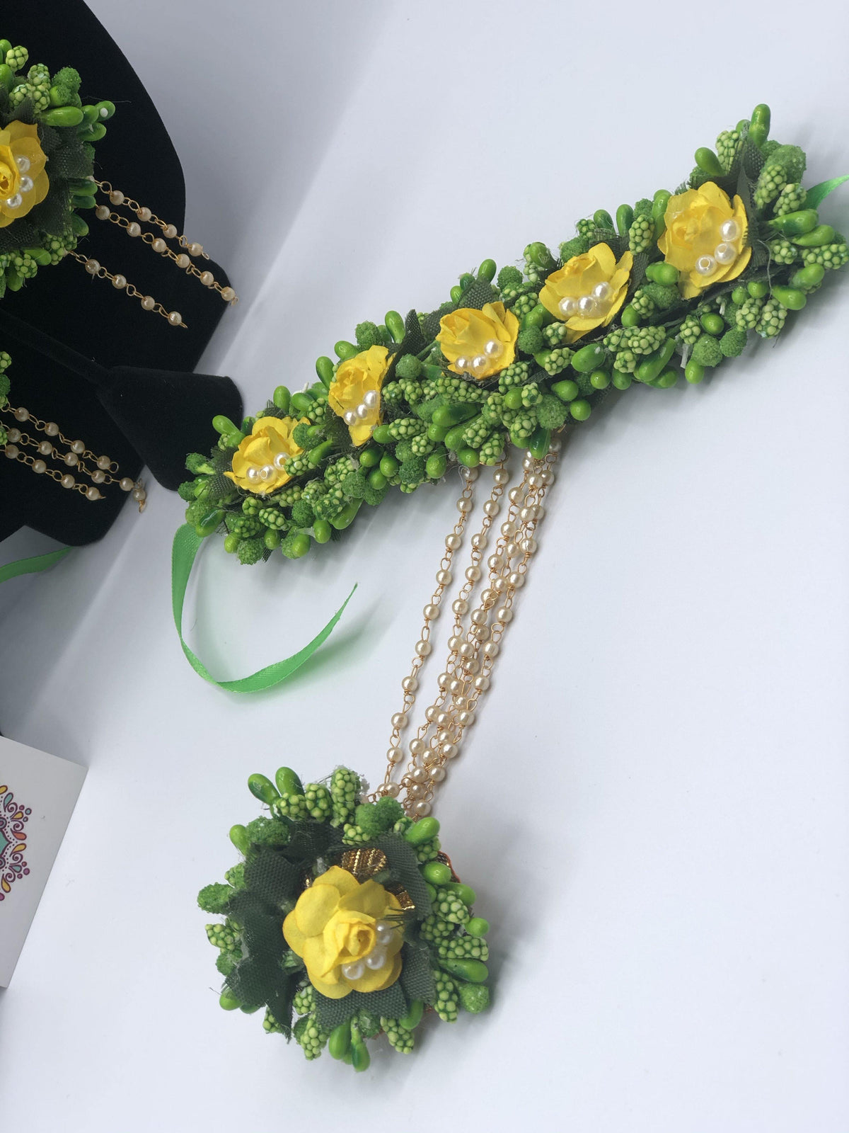 Amna - Floral Jewelry - Choodiyan