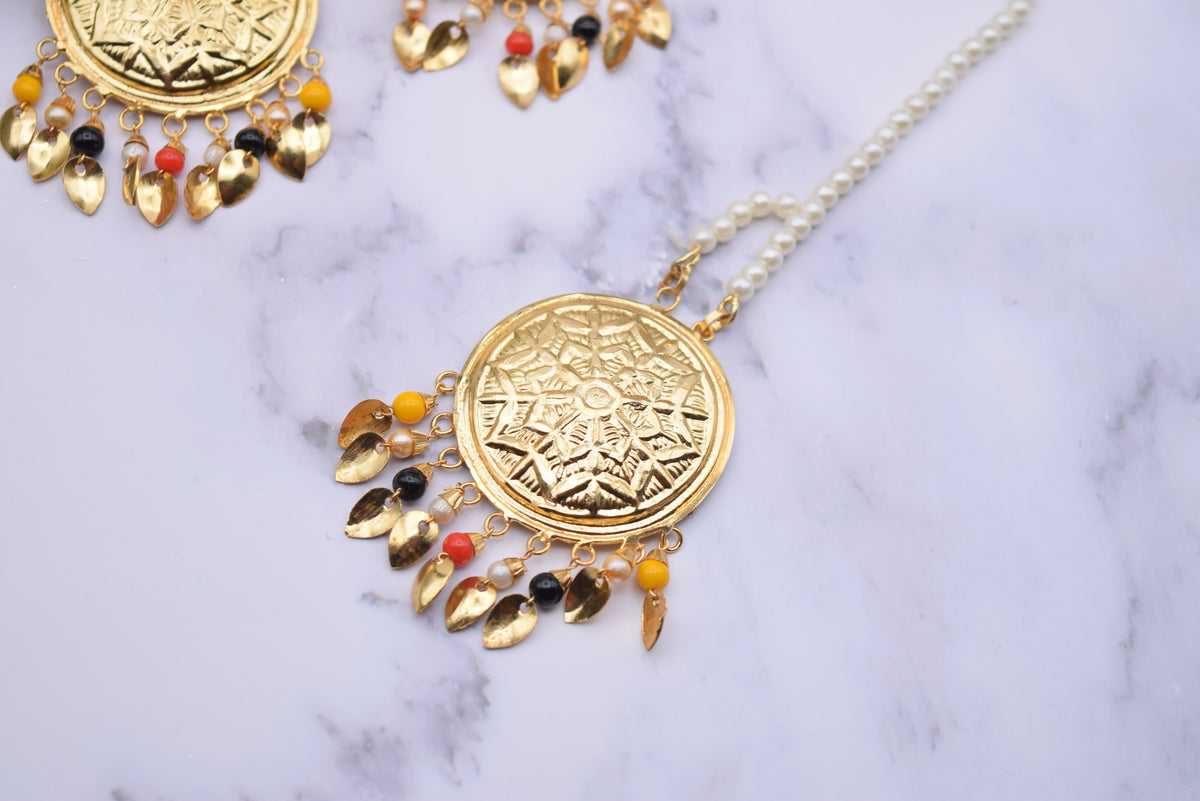 Aliya - Earrings and Tika