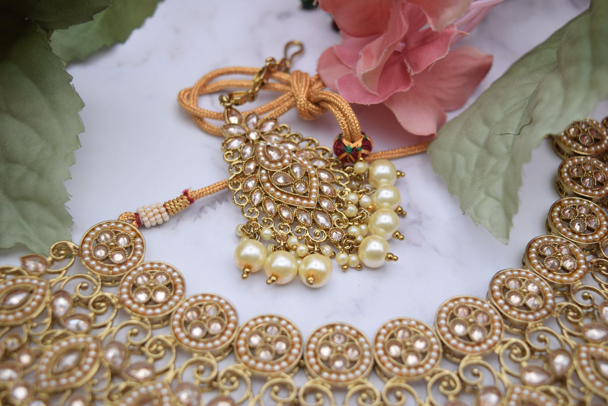 Aradhya - Polki Necklace - Choodiyan