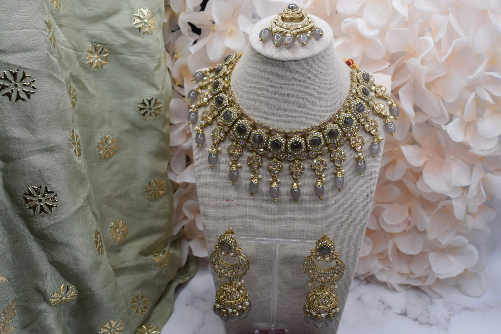 Saanvi - Polki Necklace Set