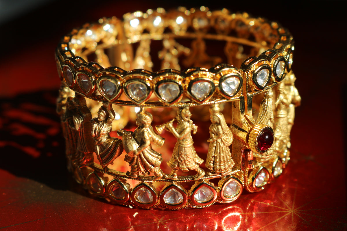 Myra - Pair of Kundan kade