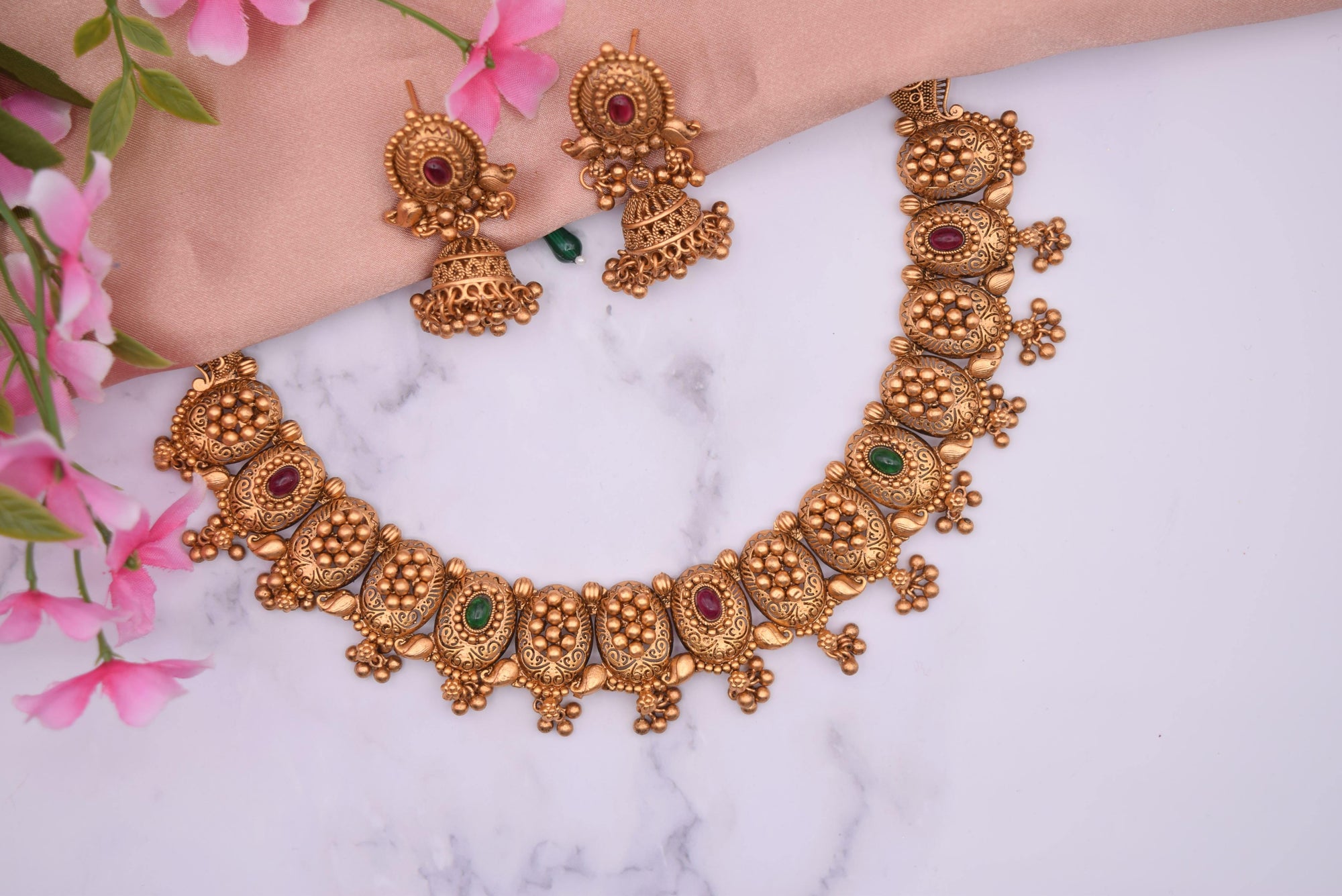 Siya - Necklace Set - Choodiyan