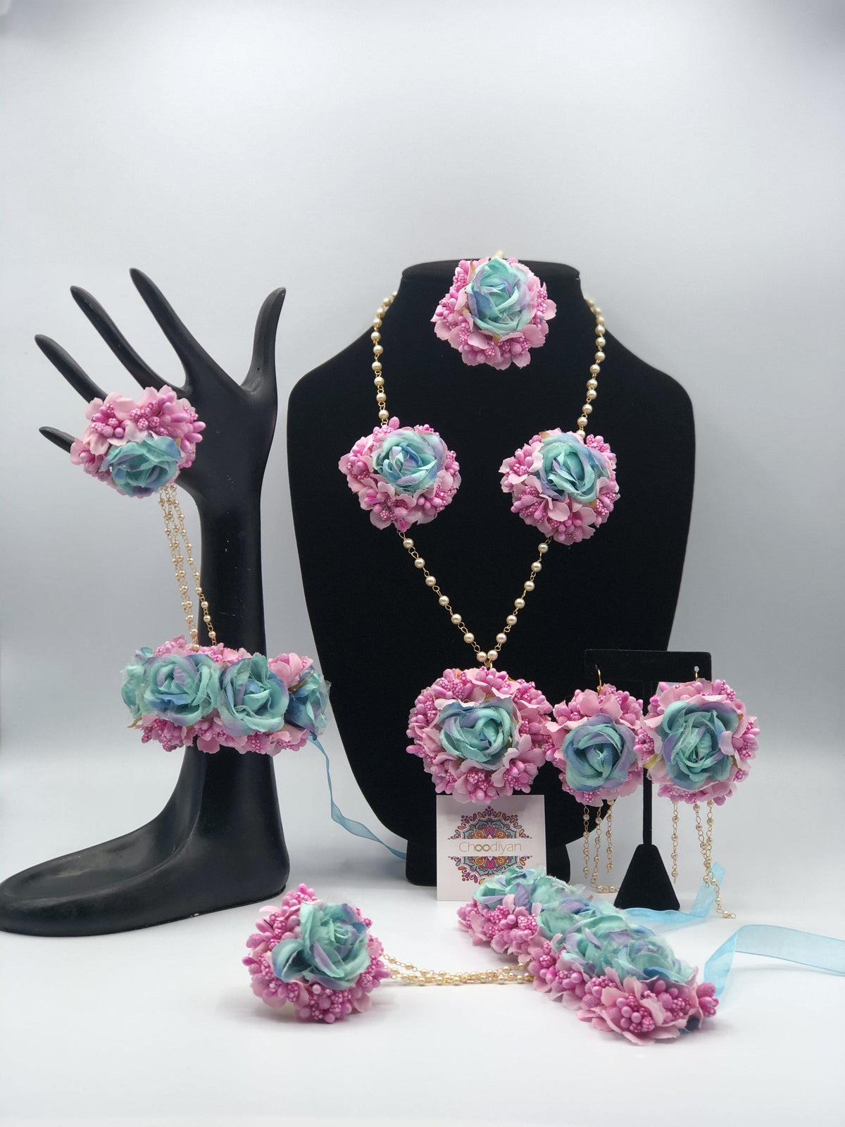 Archaea - Floral Jewelry - Choodiyan