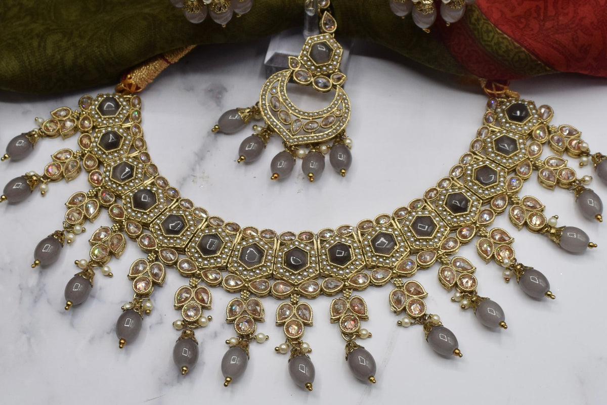 Saanvi - Polki Necklace Set